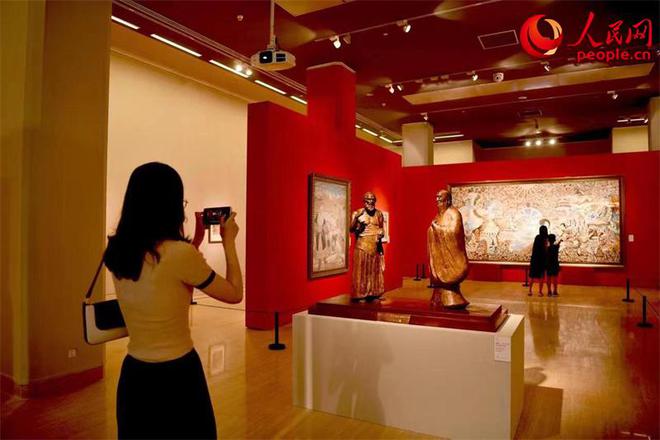 藝匯絲路 藝術(shù)展在中國(guó)美術(shù)館盛大開幕，舞臺(tái)藝術(shù)造型策劃亮點(diǎn)紛呈